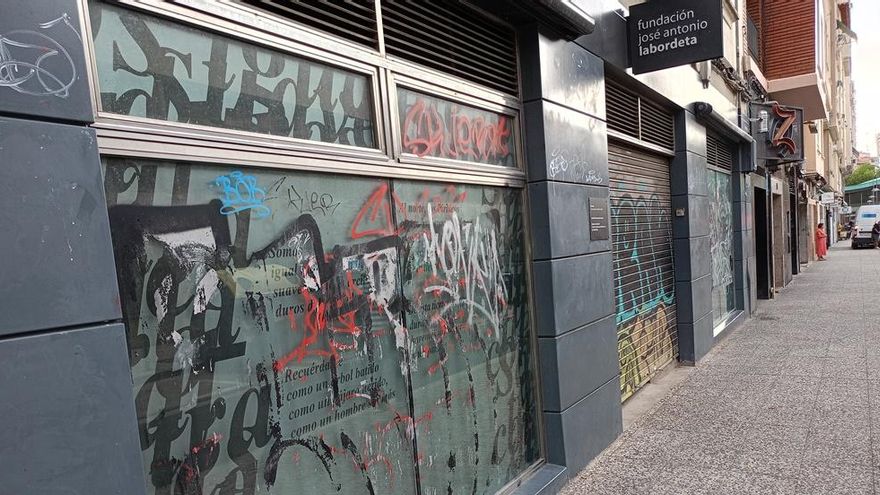 Trece años de silencio: Labordeta, entre icono popular e incordio institucional