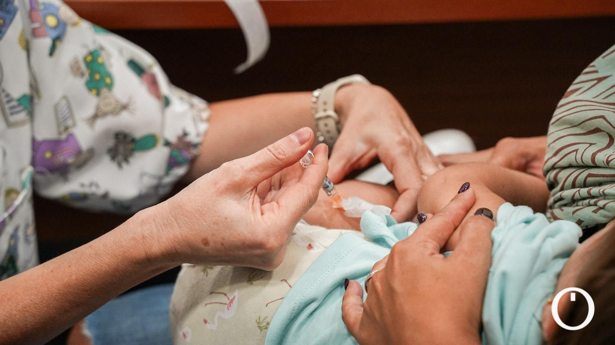Primer día de vacunación contra la gripe infantil