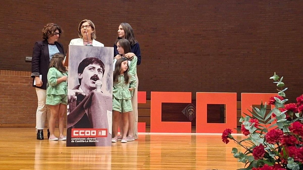 El último adiós de CCOO a Juan Antonio Mata, "un referente" del diálogo social y de la lucha por las libertades