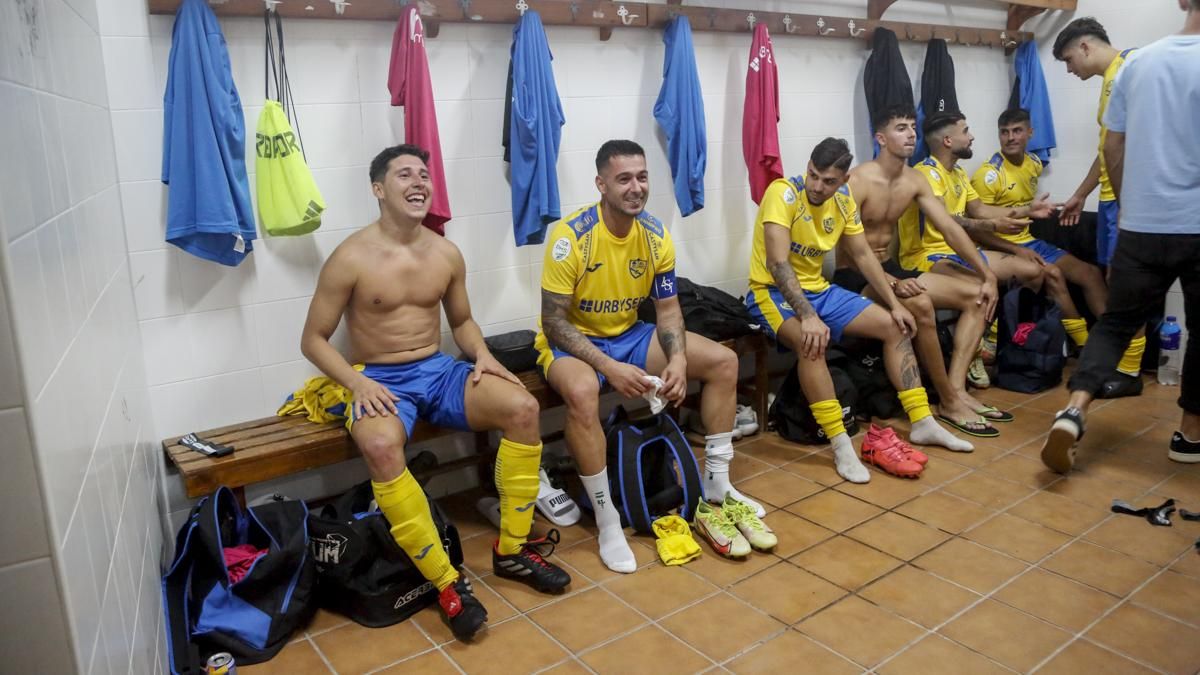 Chechu, jugador del Atlético Palma del Río que sufrió una conmoción y va a jugar la Copa del Rey