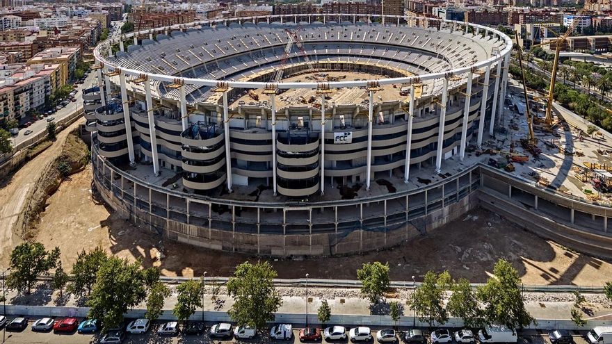 El Valencia CF presenta la reurbanización del Nou Mestalla: ampliación de aceras, carril bici y finalización tras las torres de Atitlan