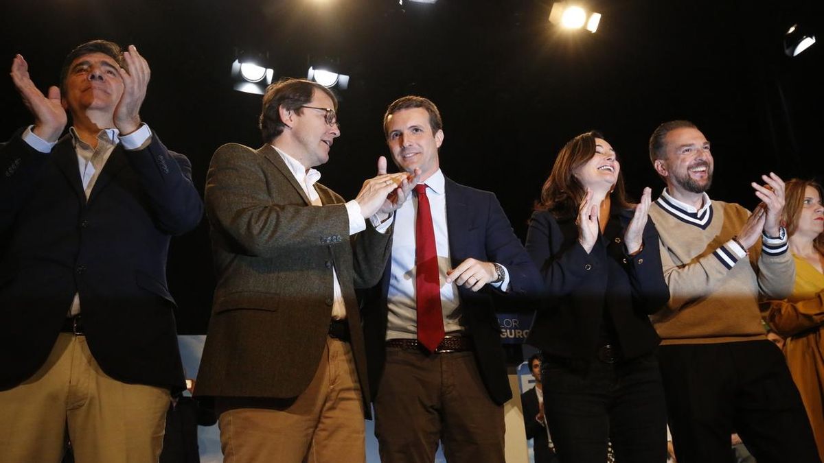 Casado propone "reforzar" la inspección educativa y "darle competencias sancionadoras" ante el adoctrinamiento