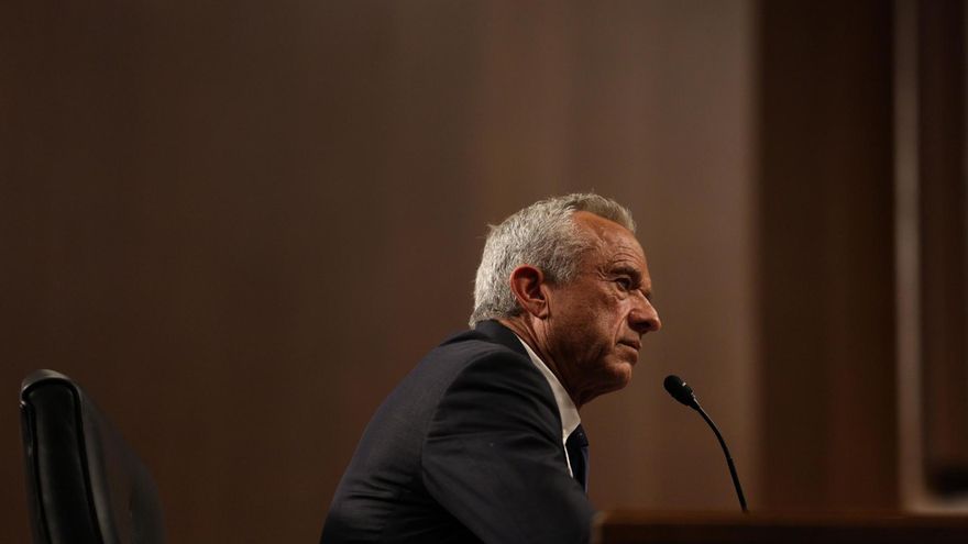 El Departamento de Salud de Robert Kennedy Jr. recortará 500 millones de dólares en investigación para vacunas