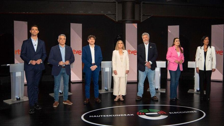 Primer debate en la campaña vasca con la ausencia de Pradales y Otxandiano