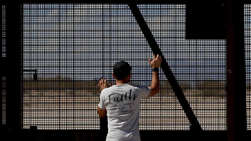 Periodista guatemalteco huye de amenazas y ahora afronta violencia en México