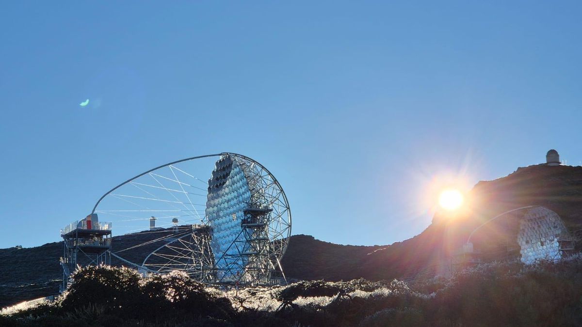 Amanecer helado en el Observatorio Astrofísico del Roque de Los Muchachos.