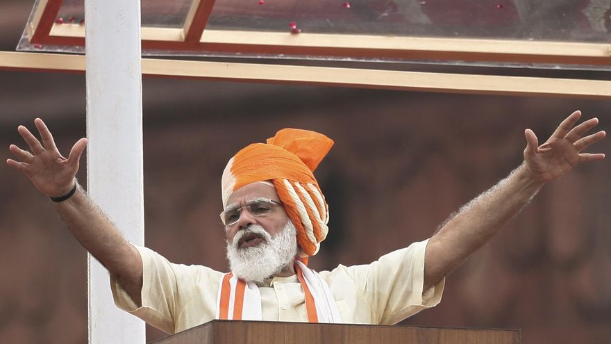 India gana músculo global con un doble 'sorpasso’: quinta economía del mundo y país más poblado del planeta