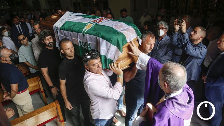 Un último adiós al eterno presidente del Córdoba CF