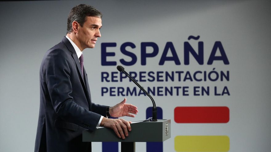 El presidente del Gobierno en funciones, Pedro Sánchez, en una rueda de prensa tras el Consejo Europeo en Bruselas