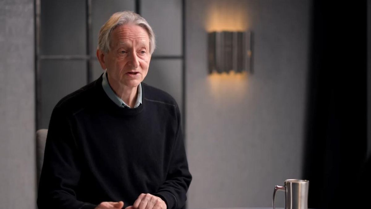 “Aprender plomería”: el consejo del padrino de la IA para prepararse ante el futuro laboral