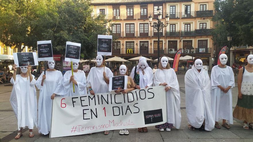 El movimiento feminista de Castilla-La Mancha no olvida los asesinatos de Las Pedroñeras: "Nos mata el sistema patriarcal"