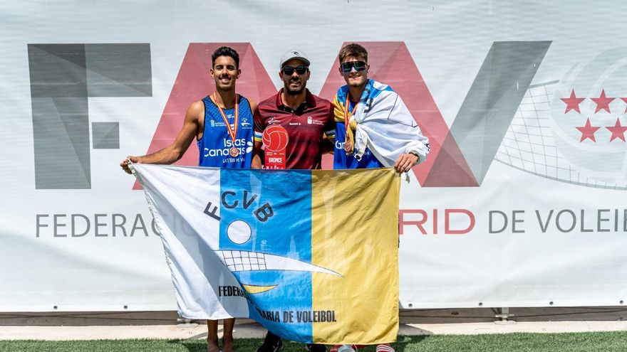 Samuel Gutiérrez y Gabriel Gutiérrez, bronce en el Campeonato de España de Selecciones Autonómicas de Vóley Playa Sub-21