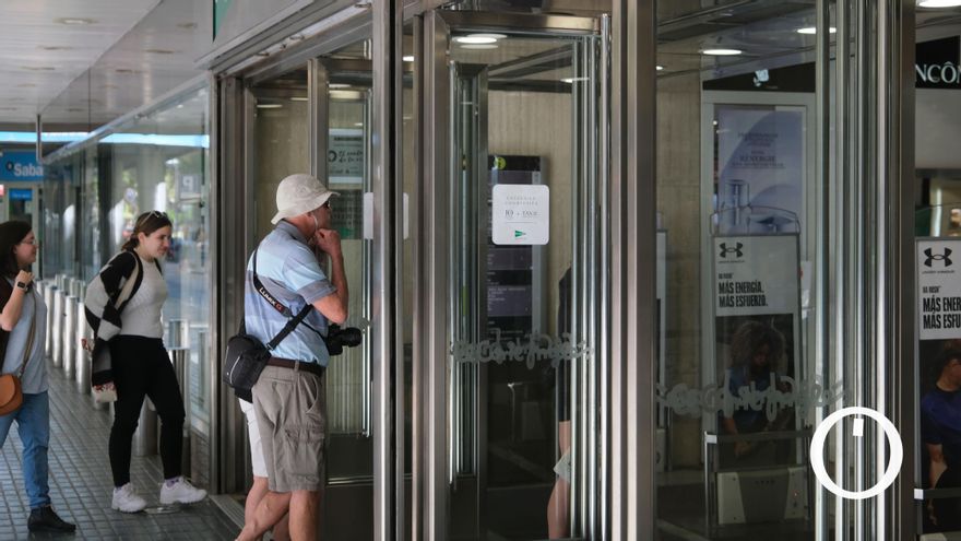 Primer día de libertad horaria en el comercio cordobés