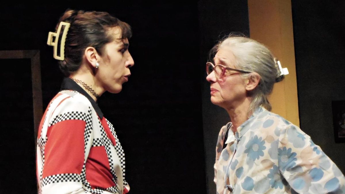 Lo nuevo en la escena teatral: una familia tipo, es decir, disfuncional