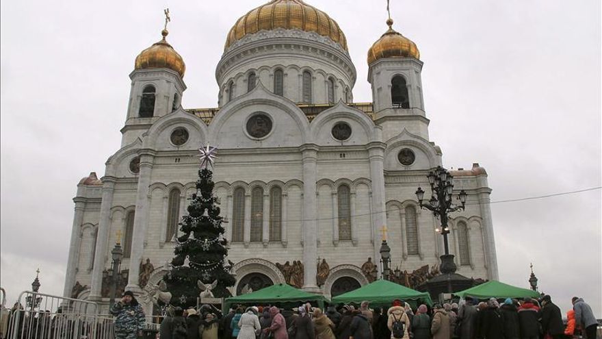 El fervor religioso fanático vuelve a Moscú con los Regalos de los Reyes Magos