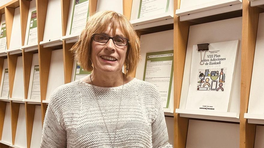 Elena Aldasoro, médica: "Hay adicciones a psicofármacos, sobre todo en mujeres, por tratar males cotidianos con química"