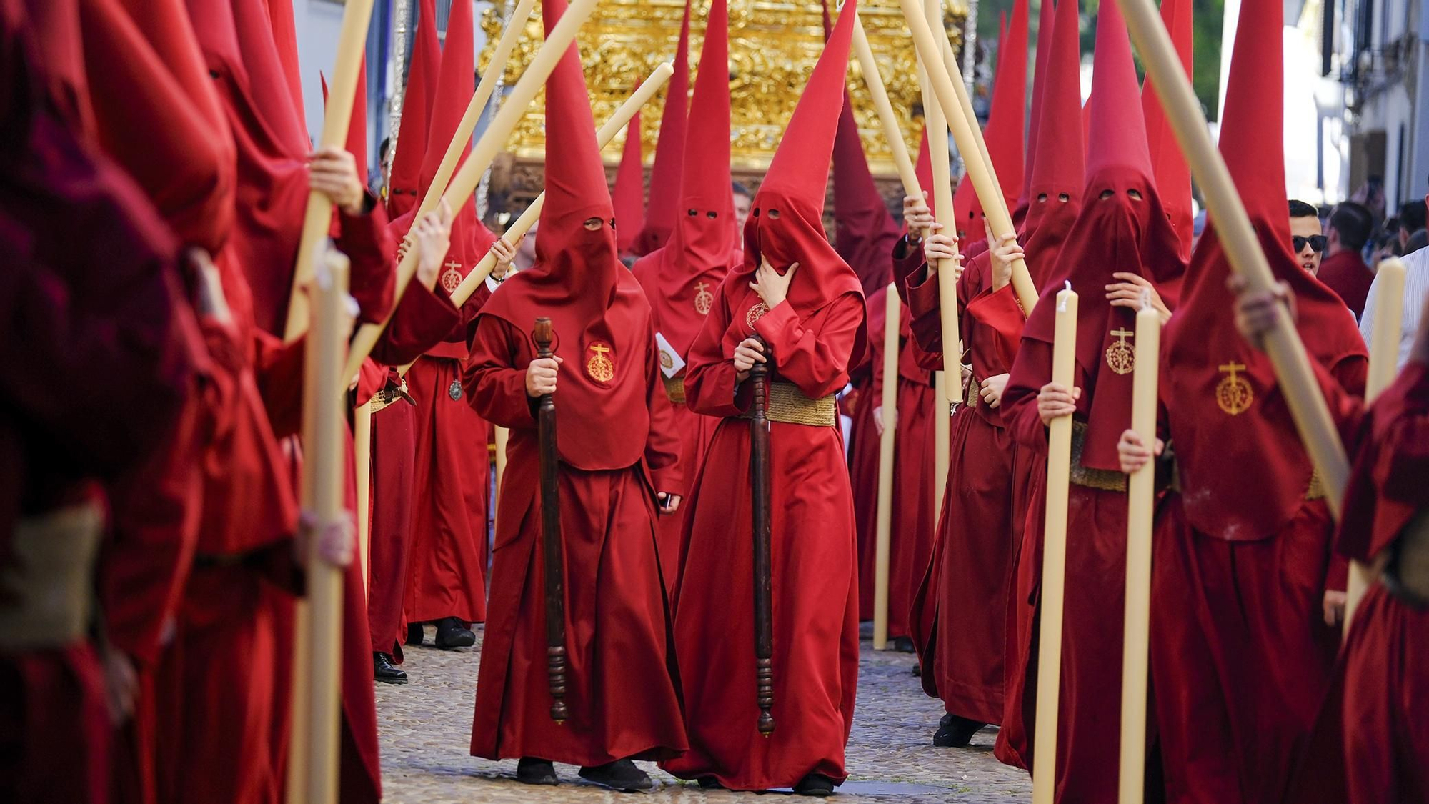 La estación de penitencia del Buen Suceso, en imágenes