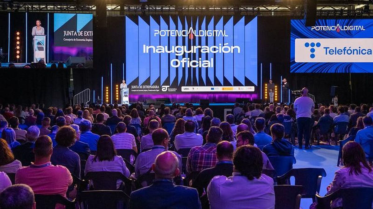 Inauguración del congreso Potencial Digital en Badajoz
