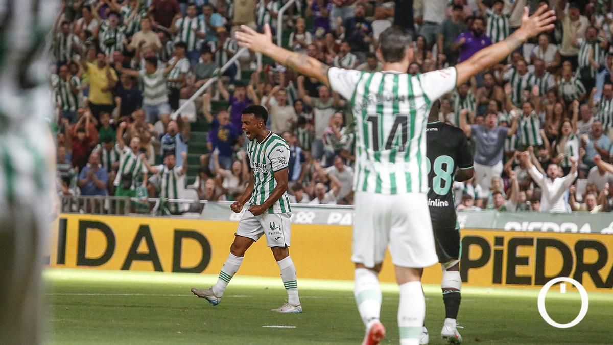 El nuevo Córdoba CF carbura: los fichajes responden en su primer gran examen