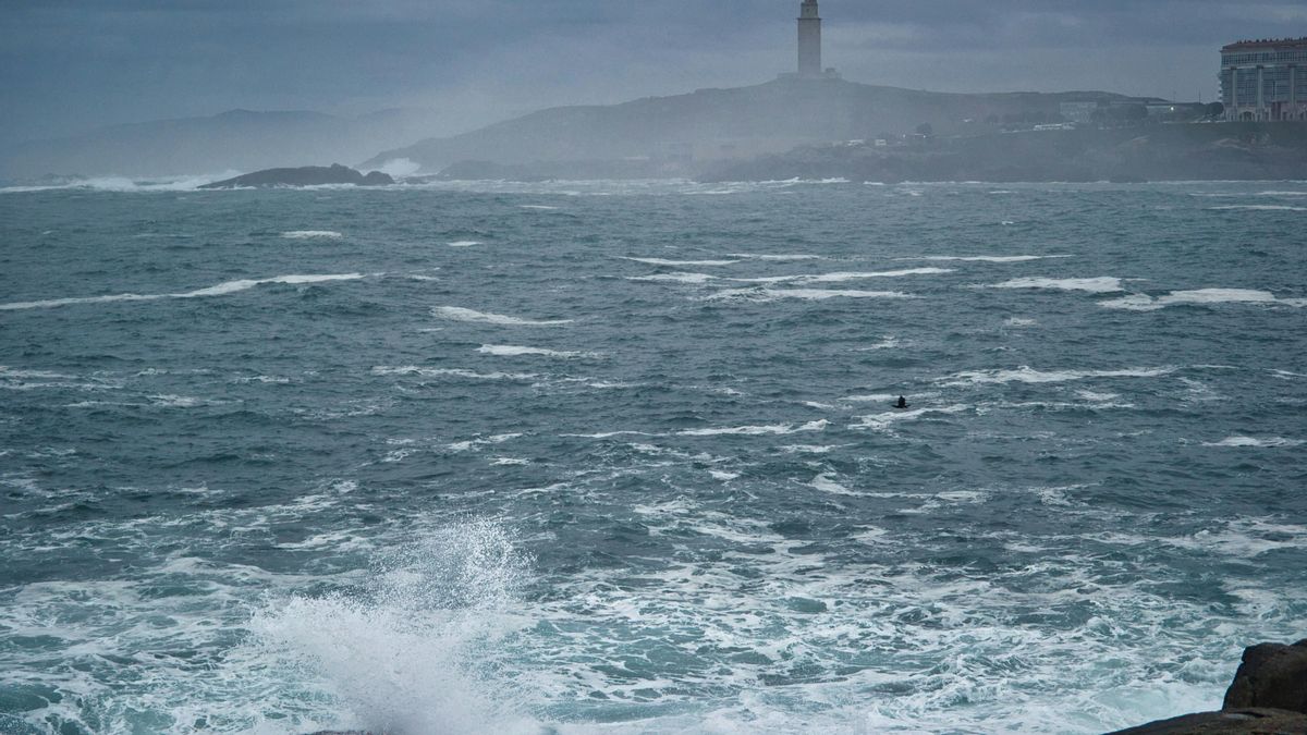 El trabajo académico atribuye al canto atribuido a Amairgen una estructura común en varios territorios atlánticos