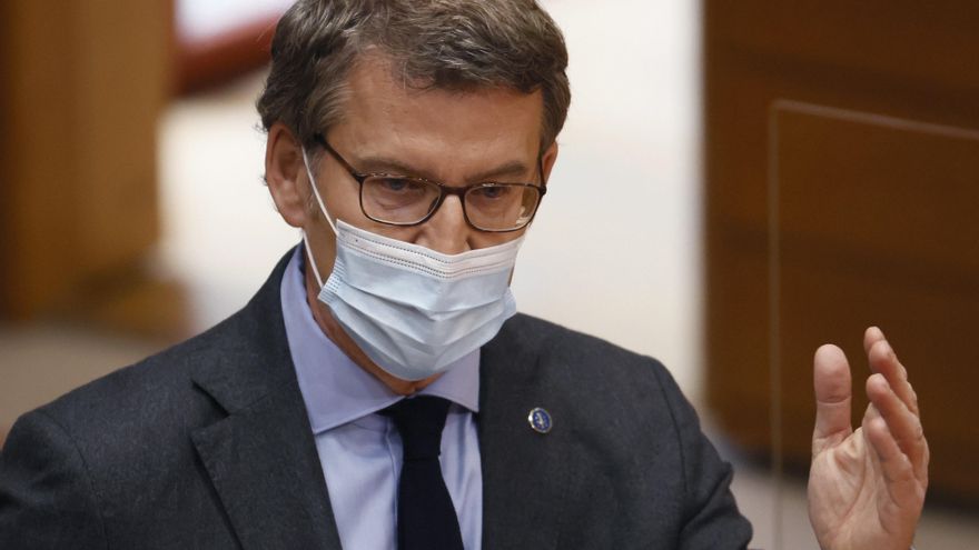 Feijóo amplía el horario de los bares a la una de la madrugada y anuncia que en las terrazas podrán reunirse 15 personas