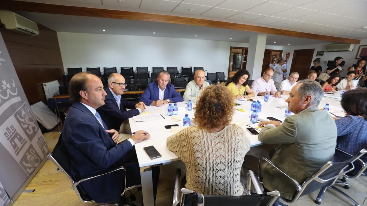 Asaja ve "ridícula" la ayuda de la Junta de Castilla y León de 30 millones y pide otros 150 para tener "liquidez"