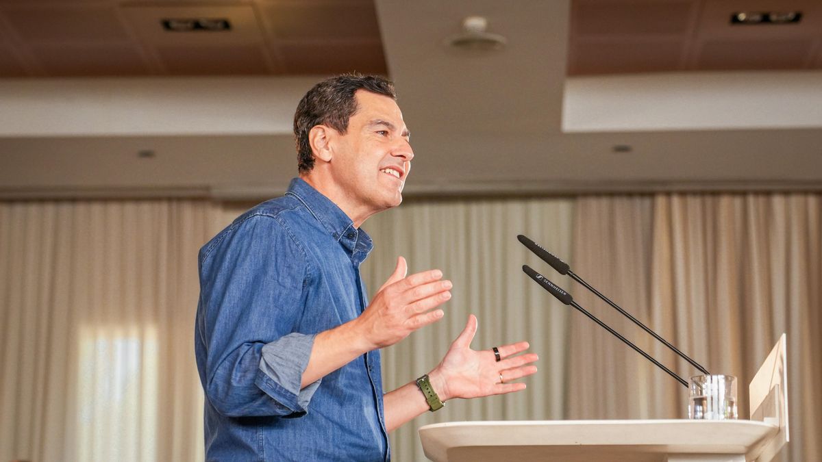 Juanma Moreno, durante un evento en Córdoba