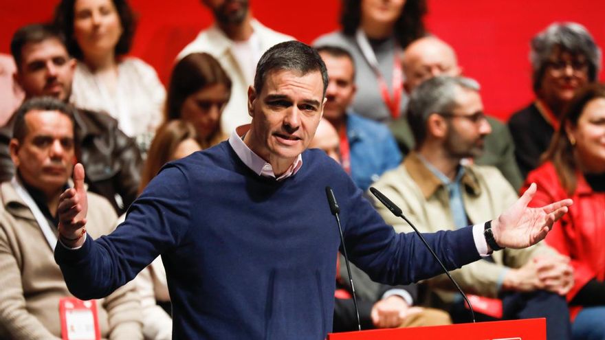 El secretario general del PSOE y presidente del Gobierno, Pedro Sánchez, durante un acto del partido en Cartagena.