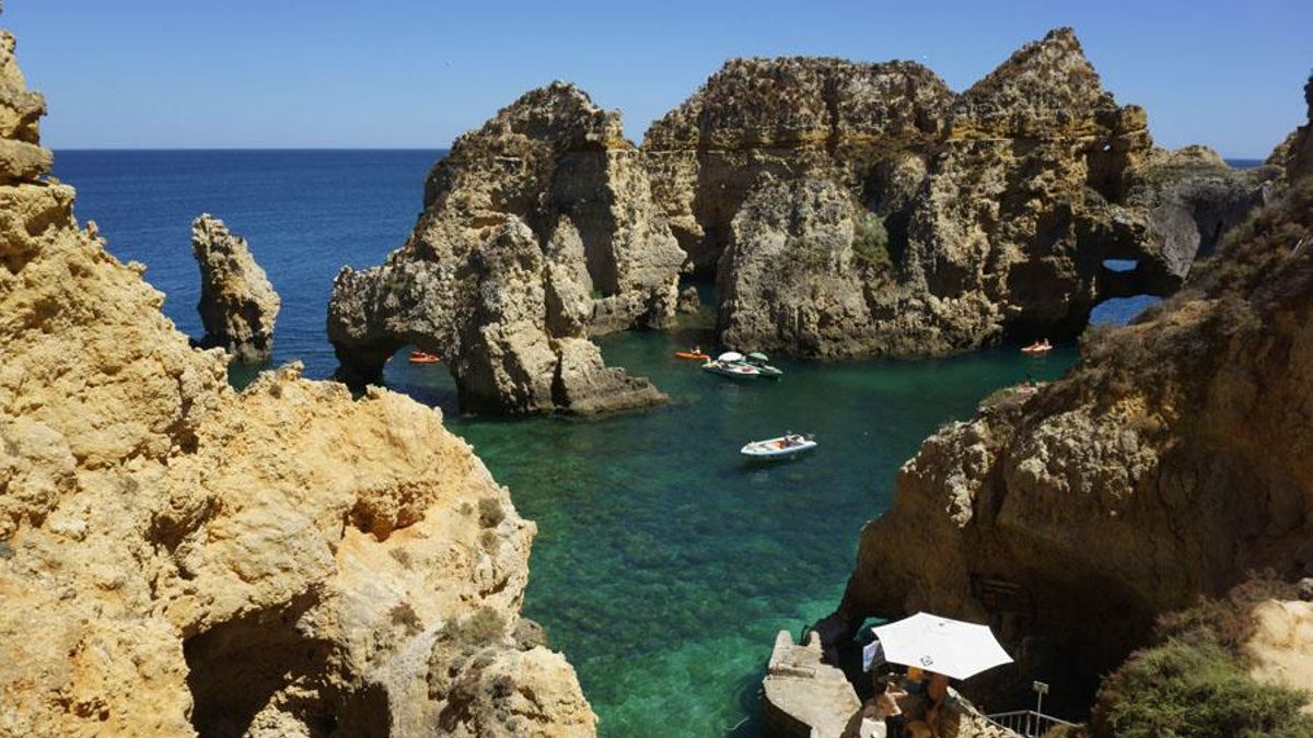 Cinco pueblos de costa portugueses que destacan por su encanto y son perfectos para una escapa de octubre
