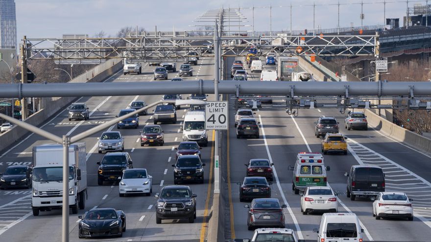 유럽 ​​대륙에서 가장 긴 5개의 도로는 다음과 같습니다.