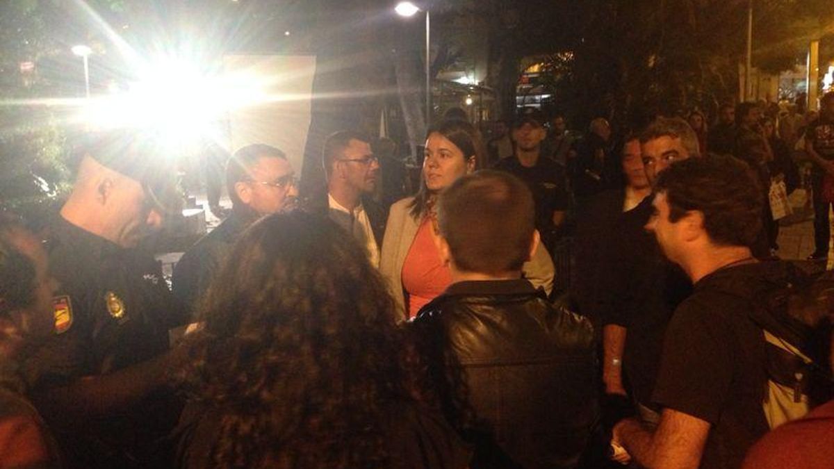 GALERÍA: Las imágenes de los altercados en el mitin de IUC