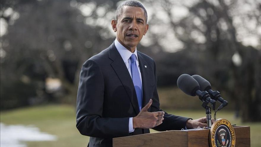 Obama urge a Putin a retirar a las tropas rusas de las fronteras con Ucrania