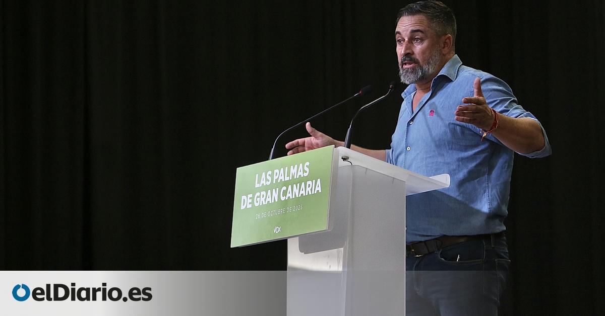 Las 48 horas de Abascal en Canarias, entre la imputación de una exlíder por desviar fondos de menores migrantes y los saludos fascistas en La Laguna