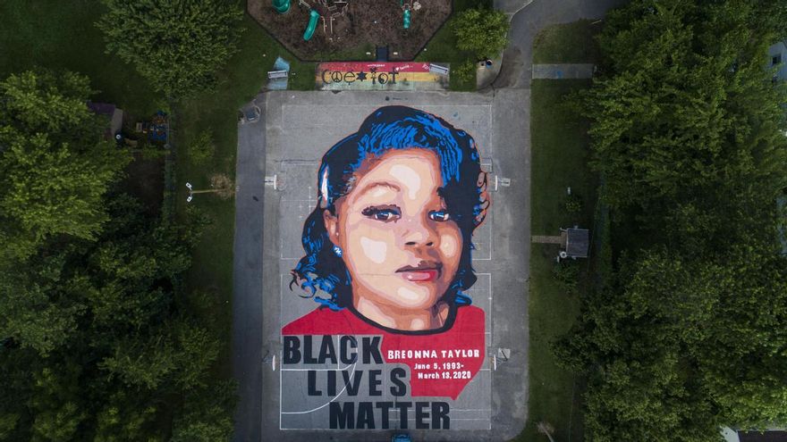 Protestas y un velatorio nacional para Breonna Taylor, la sanitaria de 26 años que fue tiroteada por la policía en su casa