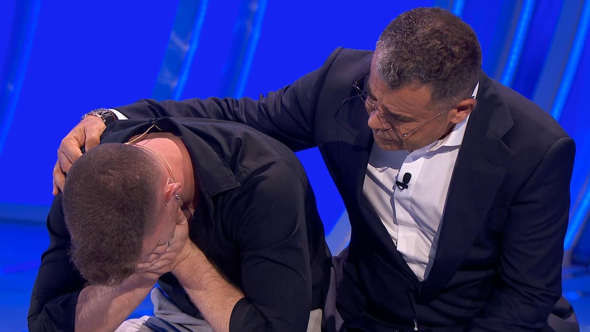 Jorge Javier consuela a Jaday en 'Hay una cosa que te quiero decir'