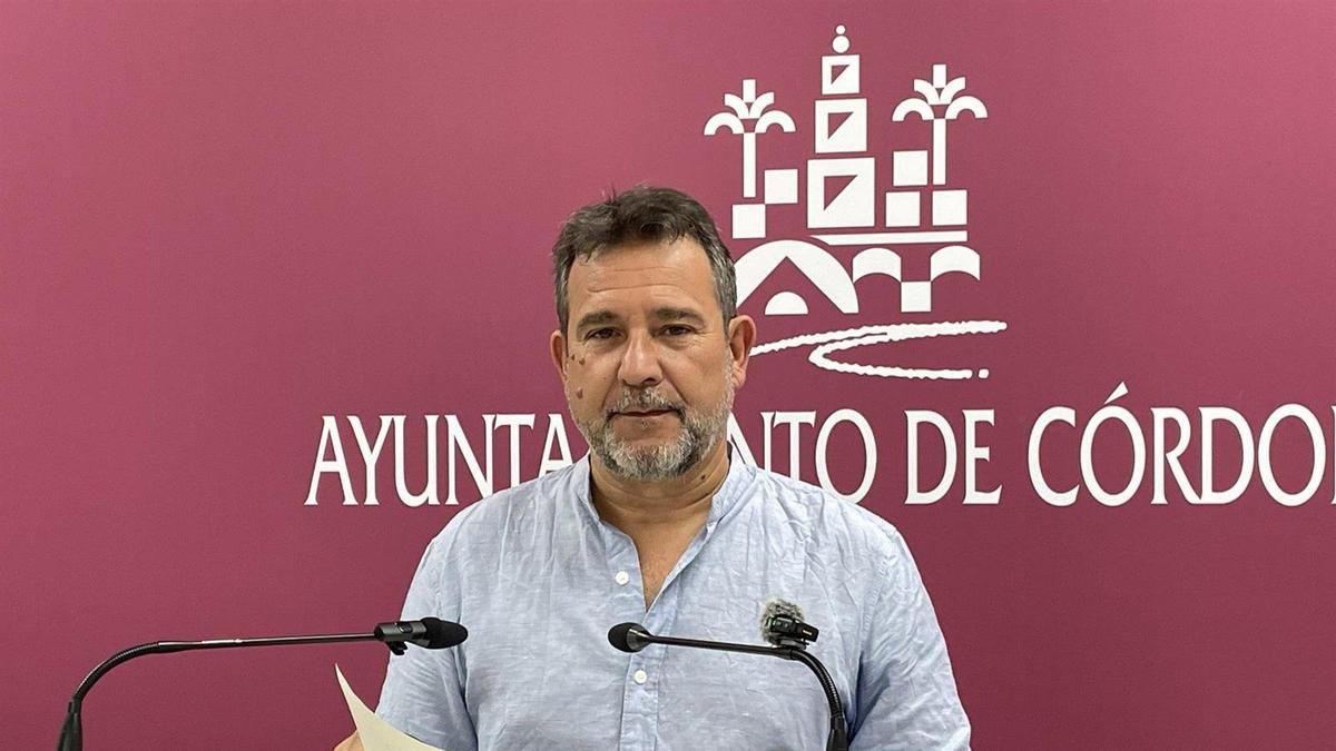 Dobladez (PSOE) reclama al gobierno local del PP que "acelere" las medidas para mejorar la calidad del aire