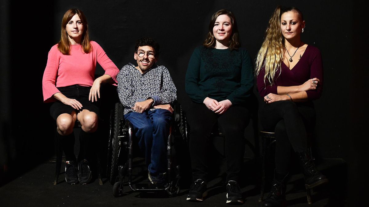 Los cuatro monologuistas, antes del espectáculo