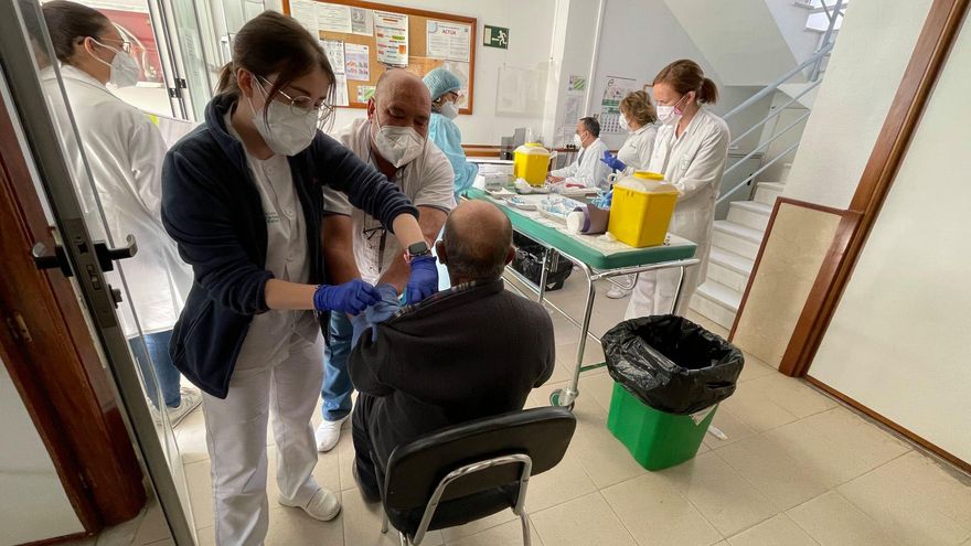 La incidencia en Extremadura supera ya los 124 casos en una jornada con casi un centenar de contagios