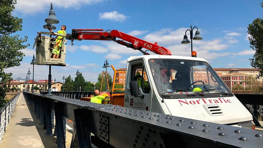 El Puente de Hierro, cortado este fin de semana para cambiar la iluminación