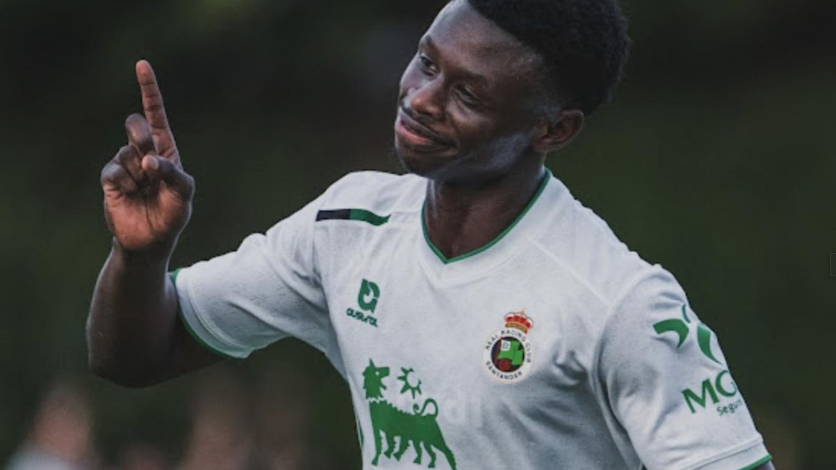 Suleiman Camara, jugador del Racing de Santander.