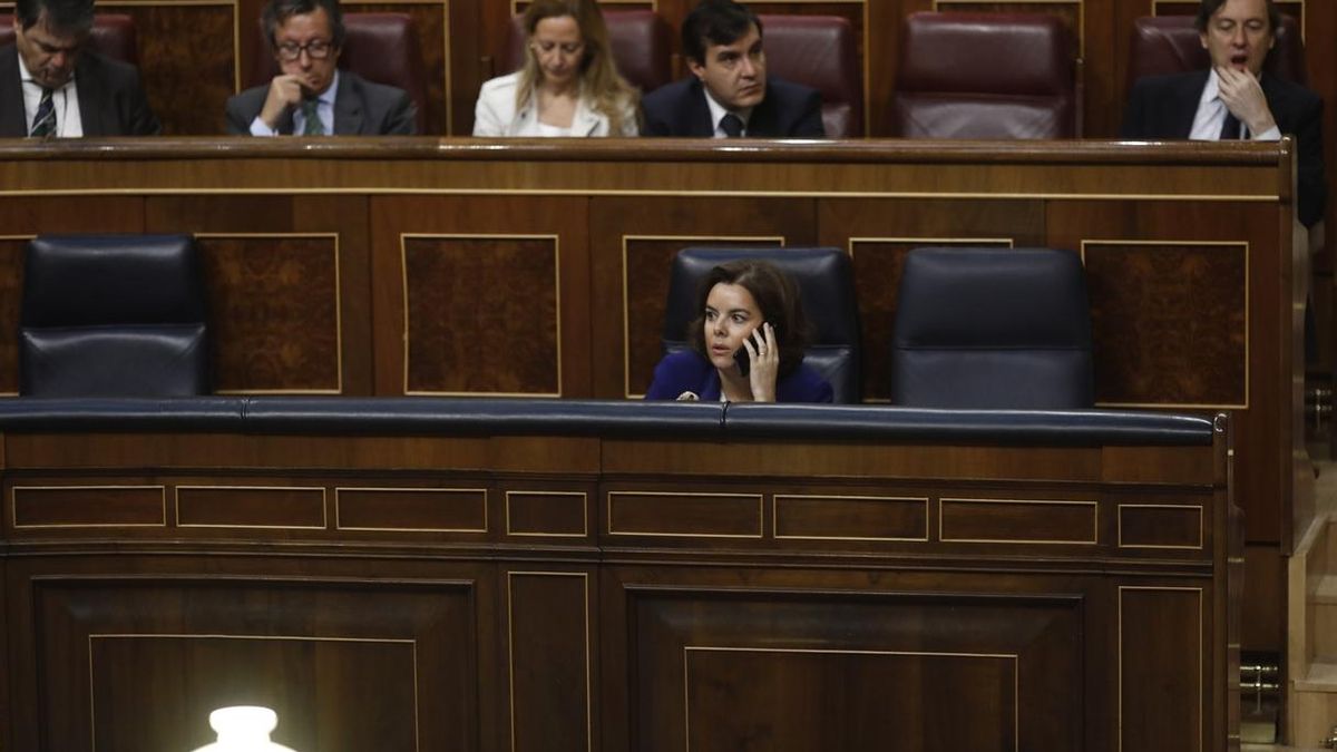 El PSOE anuncia una iniciativa para reprobar a Sáenz de Santamaría en el Congreso