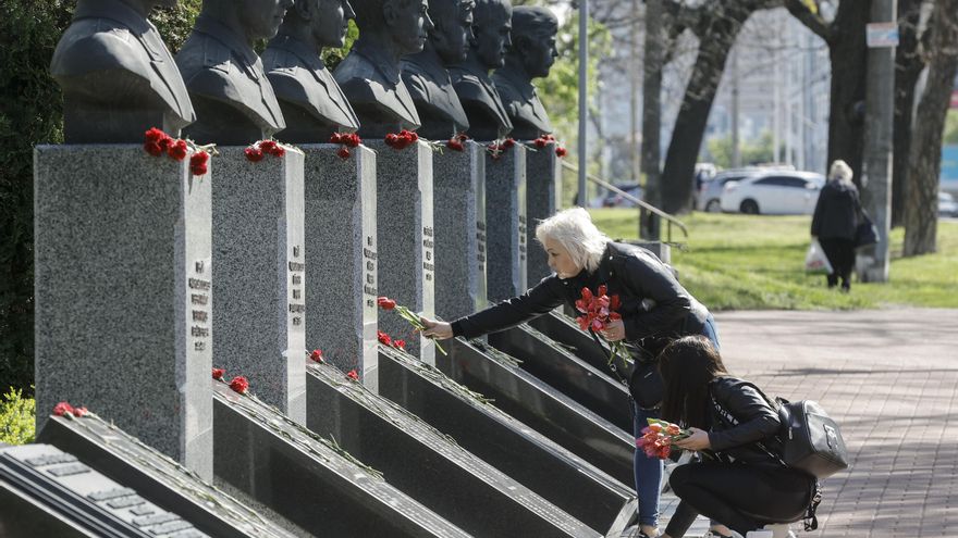 Ucrania conmemora la catástrofe de Chernóbil bajo la persistente amenaza nuclear rusa