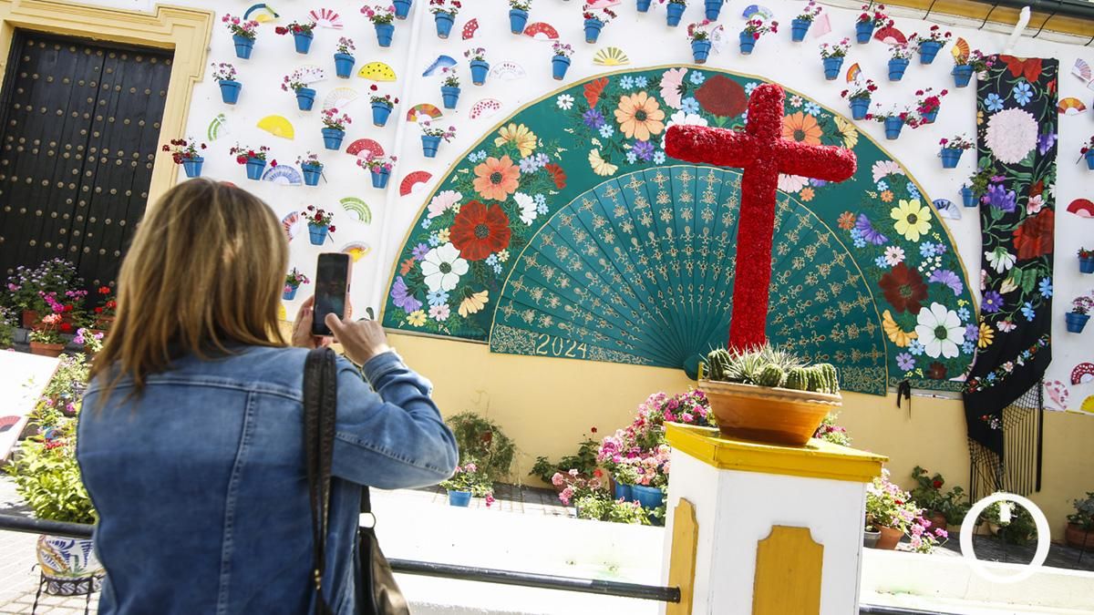 Cruz de mayo de la Asociación Vecinal Cañero Nuevo en Cañero
