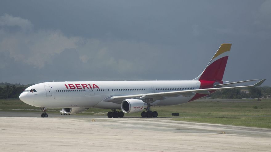 UGT y CCOO convocan una huelga de ocho días en Iberia durante la Navidad