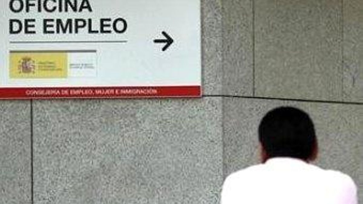 Trabajadores en paro podrán adelantar el cómputo de 25 años cotizados para mejorar su pensión. EUROPA PRESS