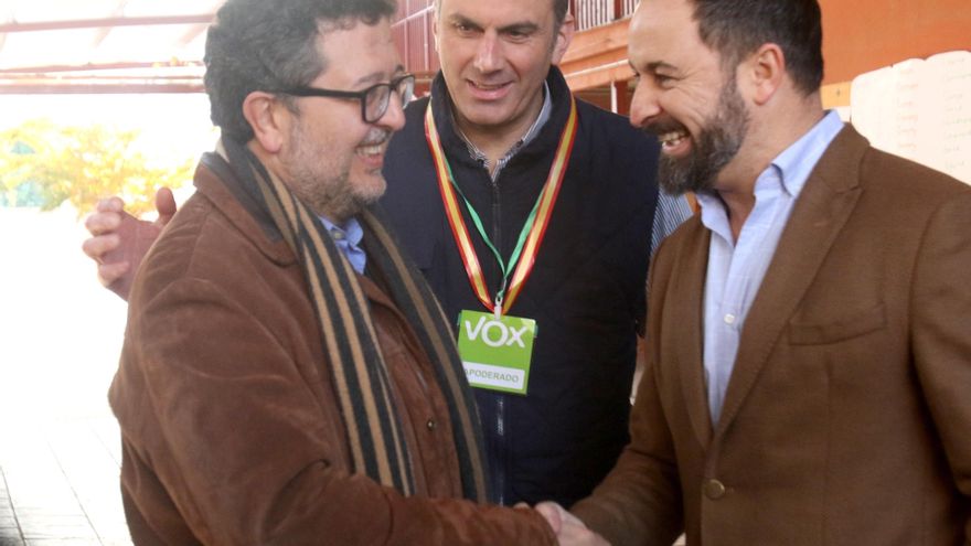 Francisco Serrano, Javier Ortega y Santiago Abascal.