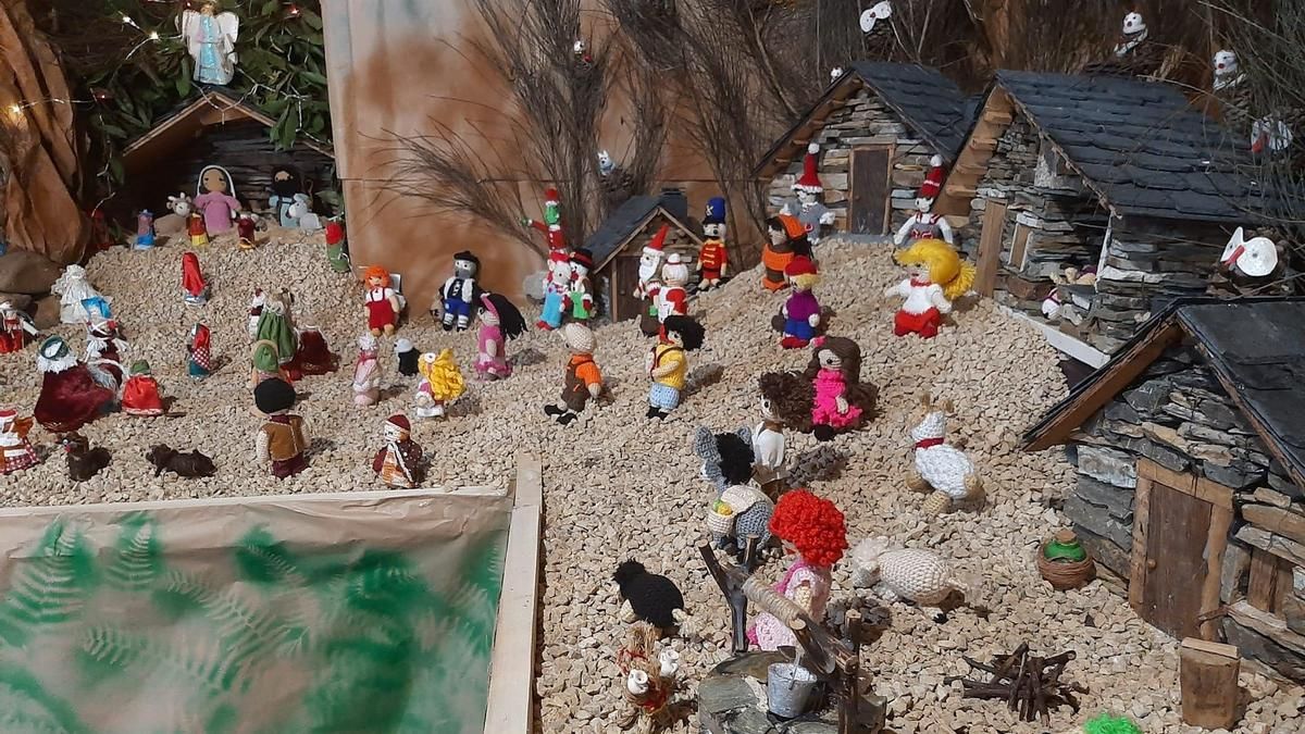 El Belén de Carracedelo que nació de la pasión por las maquetas y ya crece en su segunda edición
