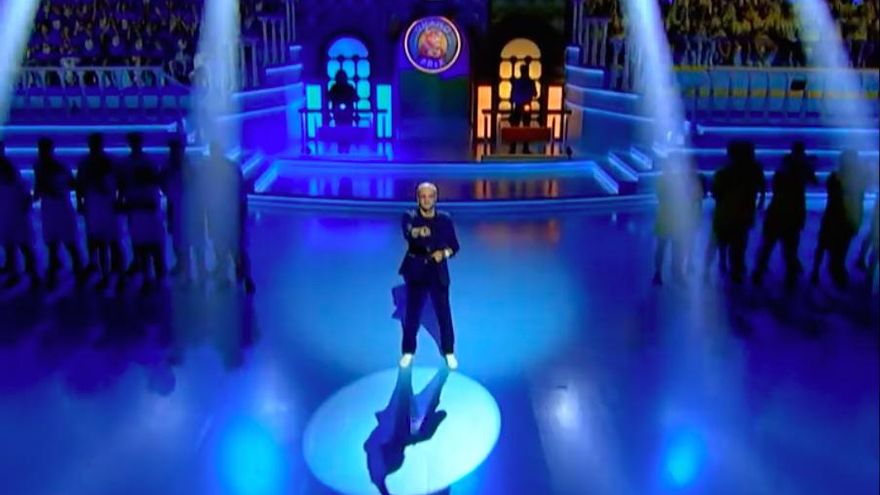 Así arrancó Ramón García el nuevo 'Grand Prix' del verano: "Se nos ha metido algo en el ojo"