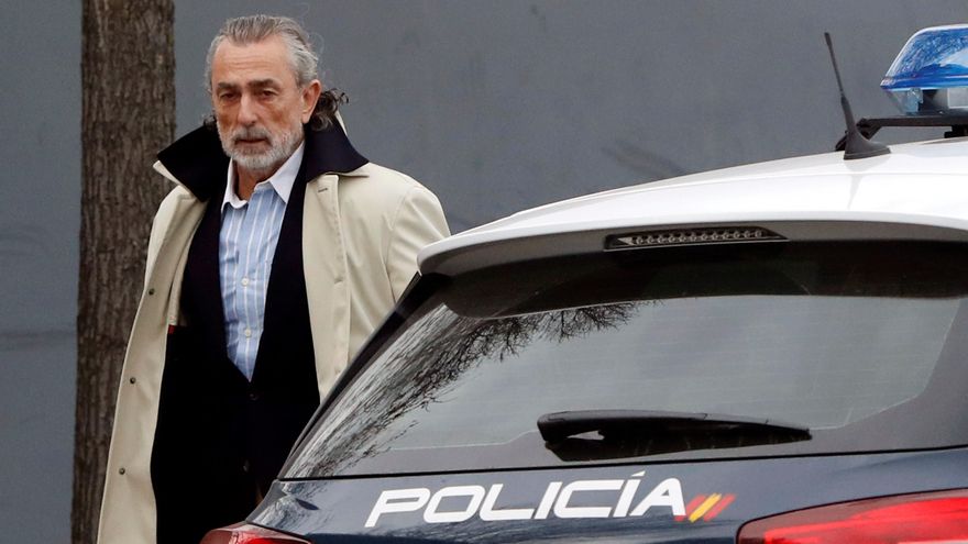 Francisco Correa a su llegada a la Audiencia Nacional durante un juicio. EFE/Juan Carlos Hidalgo/Archivo