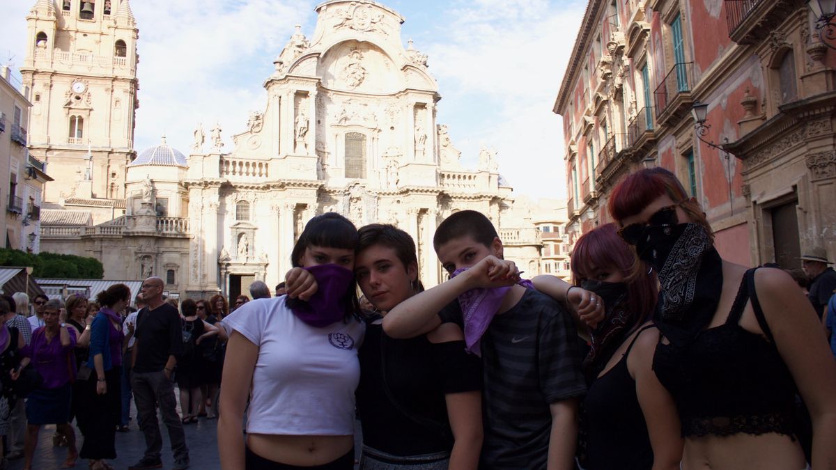 Concentración en la plaza Belluga contra la violencia machista